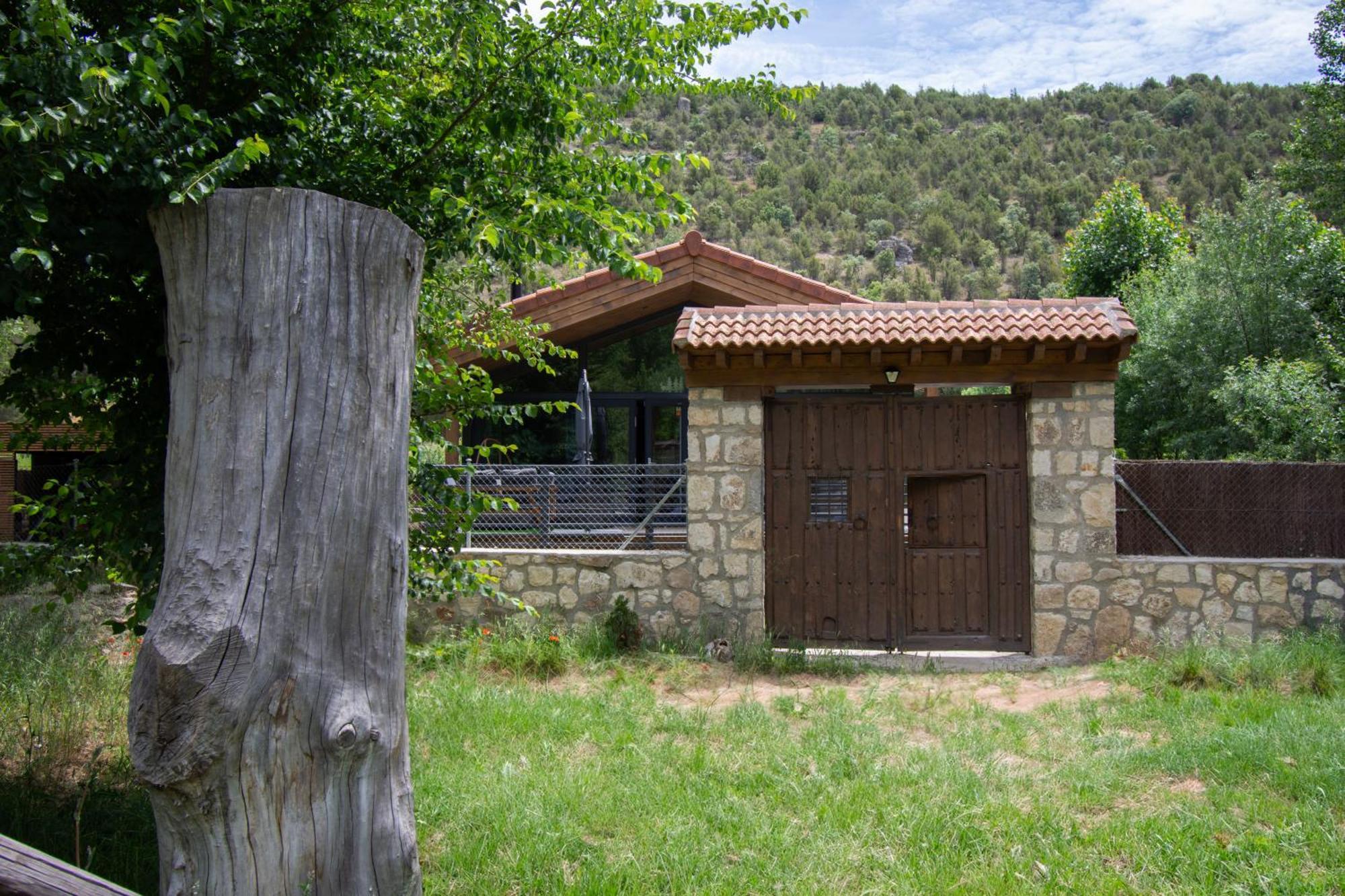 Casa Rural Los Pilares De La Sierra Arahuetes Luaran gambar